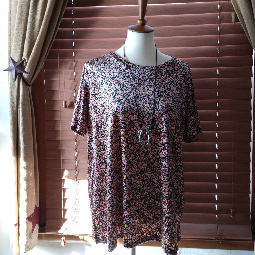 Short sleeved shirt